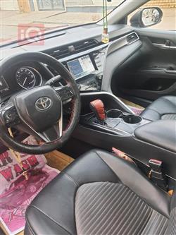 تۆیۆتا کامری